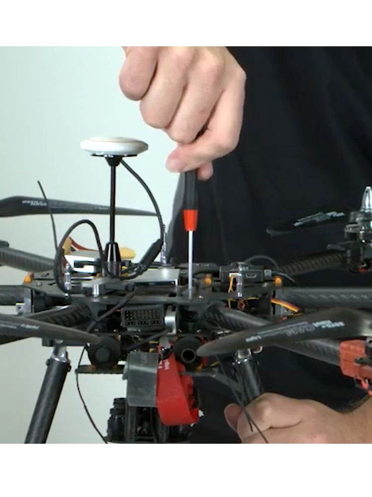 Destornillador Tri-Wing de Pre - Electronics Repair Game reseña y precio